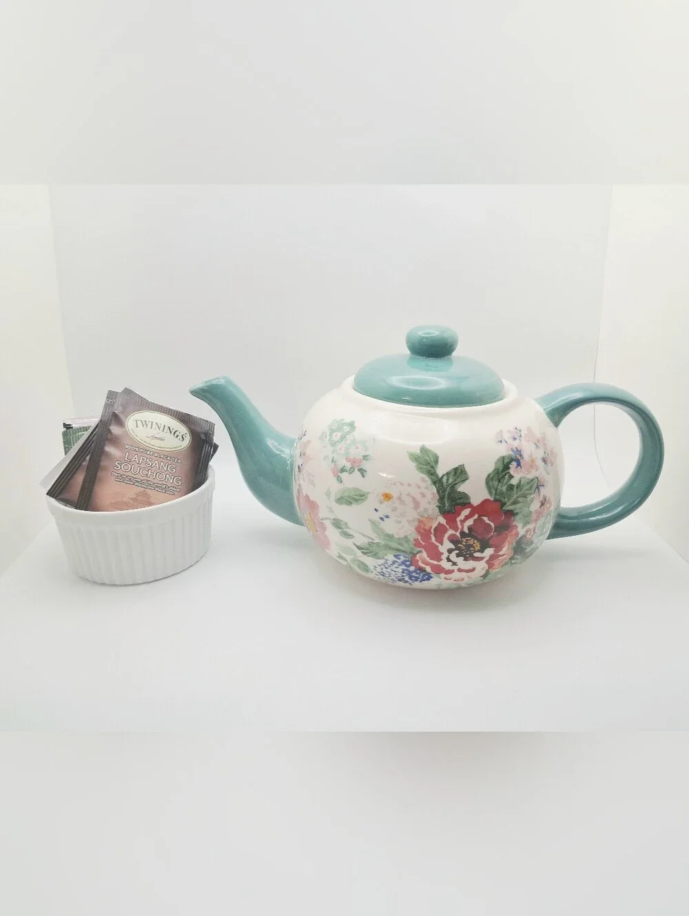 Pioneer Woman Country Garden Floral Ceramic Teapot & Ramakin with Assorted Tea